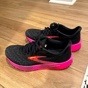 Brooks Running Shoe 7.5 Women
